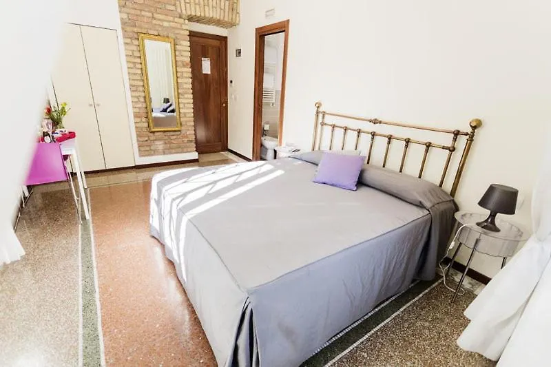 Maison Colosseo Řím Itálie