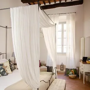 dimora-dellerbe-rooms.it-tuscanyhotel.com/