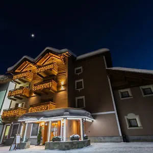 hotel-centros.it-lombardy.com/